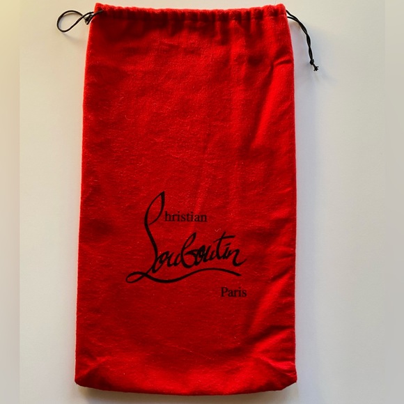 Christian Louboutin Patent Calfskin Liv Clutch with metal buckle, color Oxblood - Picture 10 of 16